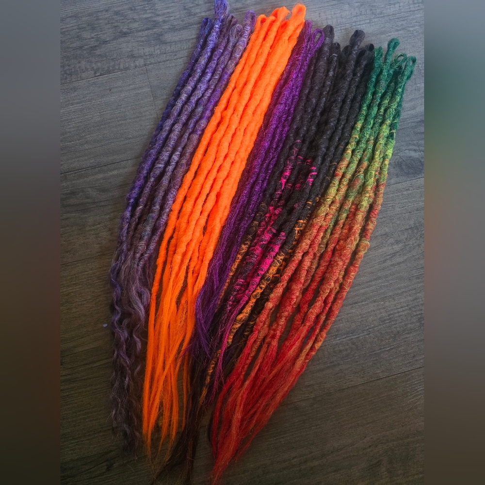 SE Accent Dreads